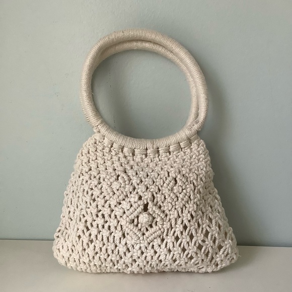 vintage Handbags - AUTHENTIC 1970s crochet macramé bag granny